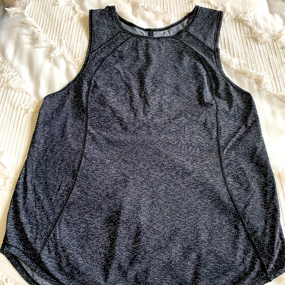 Lululemon size 6 sculpt tank